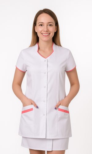 Żakiet jest zapinany z przodu na napy, posiada nieco większy dekolt oraz kołnierzyk w stójce. Krój jest wymodelowany za pomocą pionowych cięć, dzięki czemu idealnie dopasowuje się do kobiecej sylwetki. Dwie kieszenie umieszczone po lewej i po prawej stronie dołu żakietu wpływają na jego dużą funkcjonalność. Model posiada krótkie rękawki, nieco odstające w formie skrzydełek, nadające mu lekkości. Na ich obrzeżach, a także przy kołnierzyku oraz kieszeniach wszyto kontrastową lamówkę. Do wyboru wiele wariantów kolorystycznych zarówno żakietu, jak i lamówek. Szeroka gama zawiera intensywne i pastelowe barwy. Dodatkowe informacje: Istnieje możliwość nadruku lub haftu Tkanina 65% poliester 35% bawełna Gramatura 175 g/m2 Temperatura prania do 60 stopni C