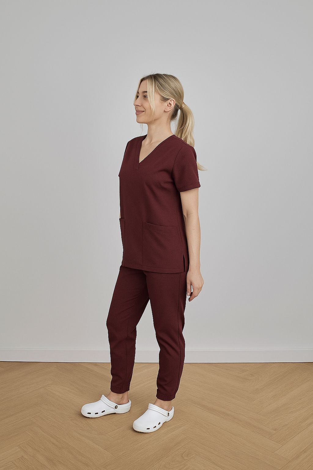 ChatGPT Image Dec 10, 2025, 05_59_42 PM Komplet medyczny damski Medicstar Cosmo Super Flex, kolor czekolada Bluza Atena, spodnie Joggery Cosmo Flex - obrazek 2