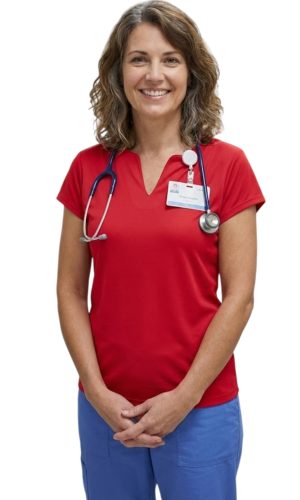 Koszulka medyczna damska Belissima to połączenie elegancji, komfortu i profesjonalizmu. Subtelnie dopasowany krój pięknie podkreśla sylwetkę, dając poczucie pewności i wygody przez cały dzień pracy. Miękka, przyjemna w dotyku bawełna single jersey z elastanem otula skórę i zapewnia swobodę ruchów. Dekolt V dodaje klasy, czyniąc koszulkę idealnym wyborem dla kobiet pracujących w medycynie, beauty i gastronomii. Zastosowanie: odzież medyczna (lekarze, pielęgniarki, fizjoterapeuci, stomatologia), odzież beauty (kosmetyczki, salony SPA, fryzjerstwo), odzież gastronomiczna (restauracje, kawiarnie, catering). Skład i parametry: 94% bawełna (single jersey) 6% elastan Gramatura: 200 g/m²